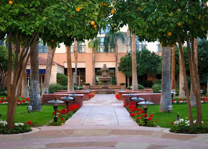 Hotel Mission Palms Tempe