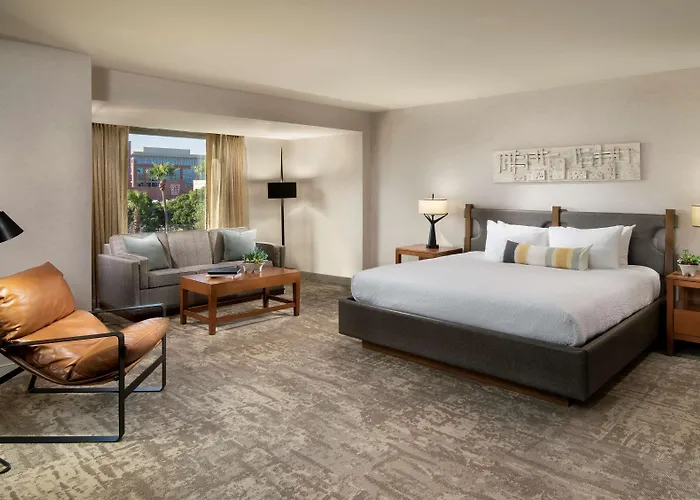 Hotel Mission Palms