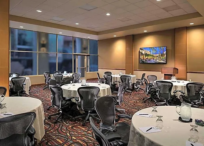 Mission Palms Hotel Tempe
