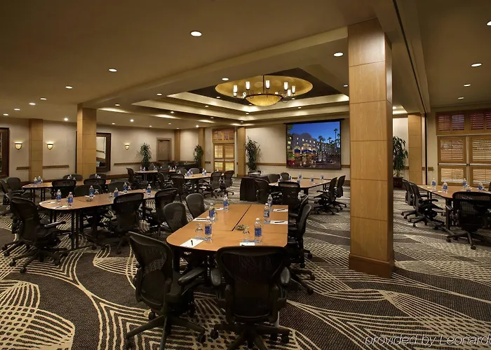 Mission Palms Hotel 4*