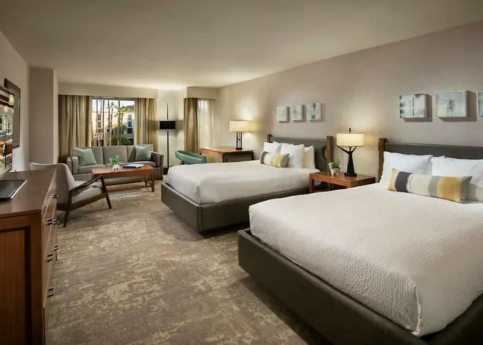 Hotel Mission Palms Tempe